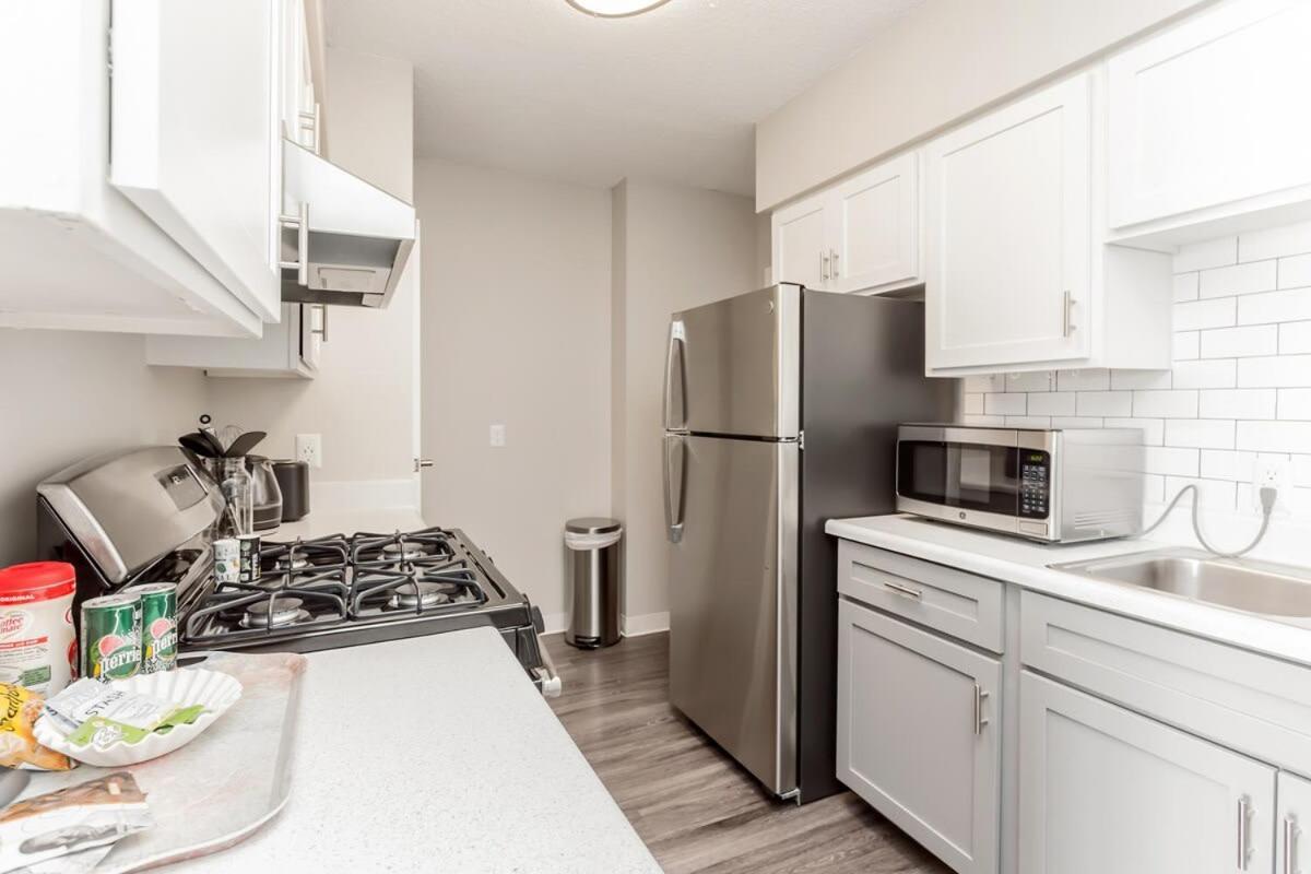 Bargain Memphis Apartment W Hdtv & Wifi Buitenkant foto
